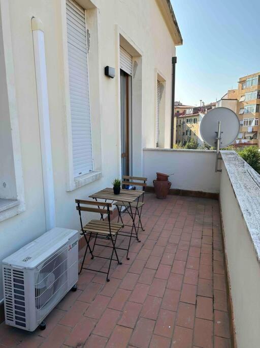Ferienwohnung Casa Peroni Livorno Exterior foto